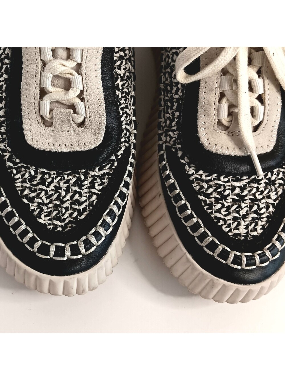 Dolce Vita Dolen Black/Cream Woven Knit Platform Sneakers Size 9 Boho Chunky - Picture 7 of 9